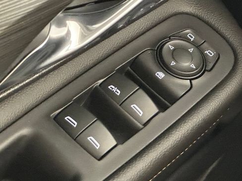 Used 2019 GMC Terrain SLT w/ Preferred Package AWD/4WD image 34
