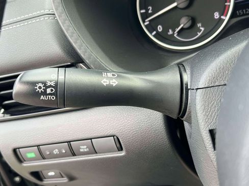 Certified 2025 Nissan Sentra SV FWD image 22