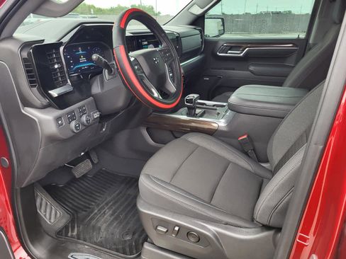 Used 2025 Chevrolet Silverado 1500 RST w/ Texas Edition Plus AWD/4WD image 14