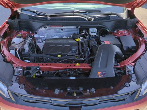 Certified 2024 Chevrolet Trax ACTIV w/ Sunroof Package FWD image 30