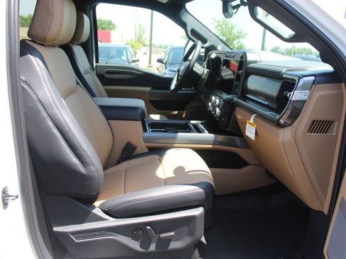 New 2026 Ford F350 4x4 Crew Cab Super Duty image 16