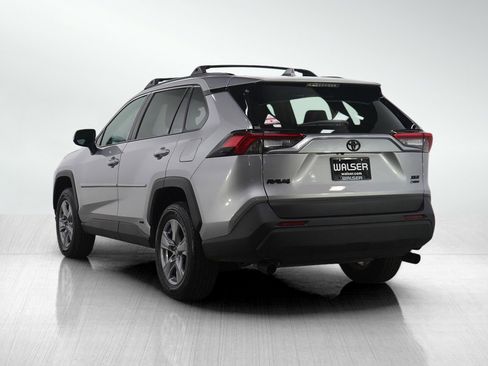 Used 2025 Toyota RAV4 XLE image 3