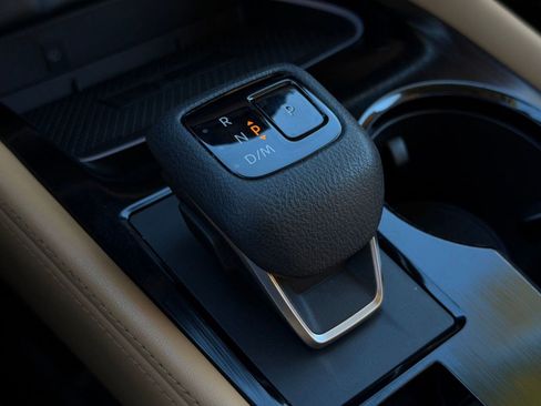 Used 2023 Nissan Rogue Platinum w/ Platinum Premium Package image 16