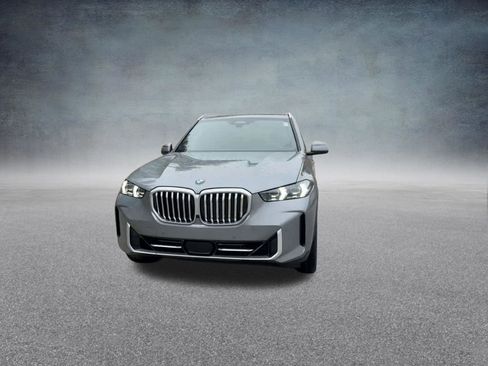 Used 2024 BMW X5 xDrive40i w/ Premium Package image 7