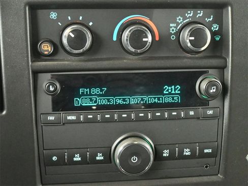 Used 2020 Chevrolet Express 2500 w/ Driver Convenience Package image 7