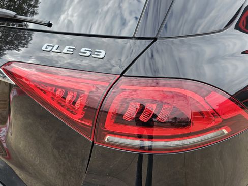 Used 2023 Mercedes-Benz GLE 53 AMG 4MATIC image 9