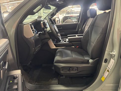 Used 2026 Toyota Tundra SR5 w/ SR5 Convenience Package AWD/4WD image 14