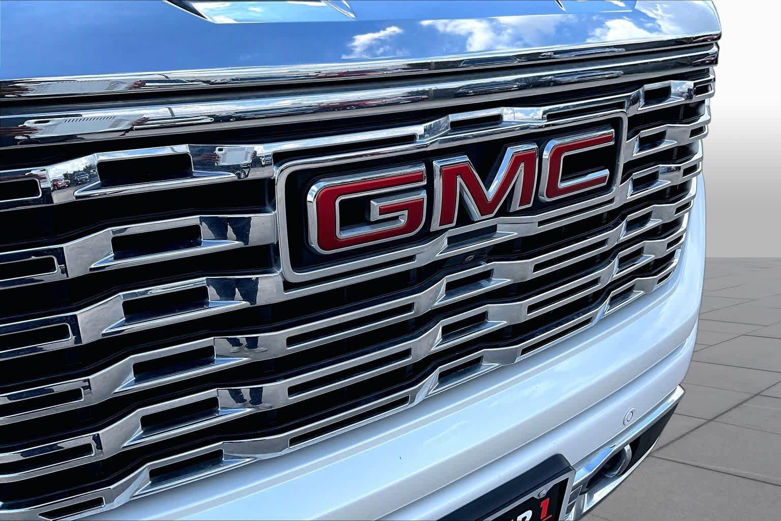 Used 2023 GMC Sierra 1500 Denali w/ Technology Package AWD/4WD image 30