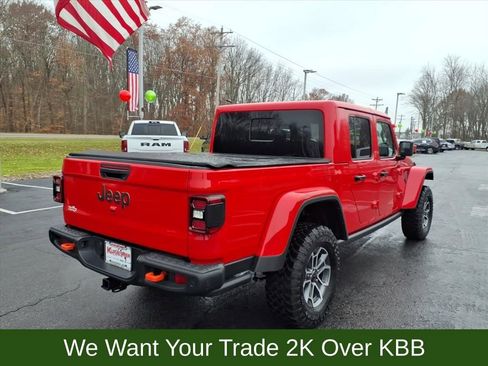 Used 2024 Jeep Gladiator Mojave image 4