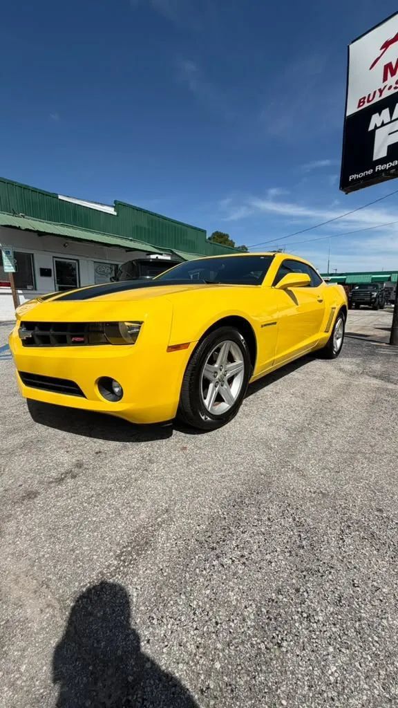 Used 2011 Chevrolet Camaro LT w/ Black Stripe Package RWD image 5