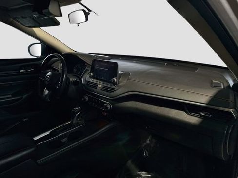 Used 2019 Nissan Altima 2.5 SR FWD image 26