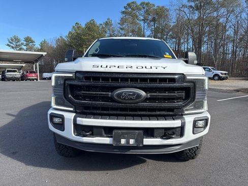 Used 2022 Ford F250 XLT w/ Black Appearance Package image 8
