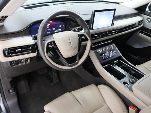 Used 2023 Lincoln Aviator Grand Touring w/ Equipment Group 301A AWD/4WD image 14