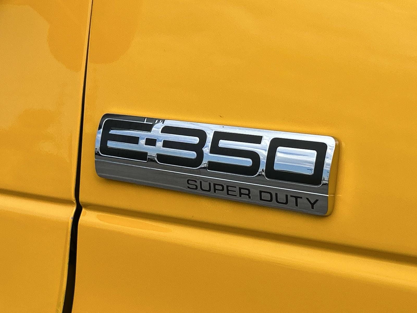 Used 2022 Ford E-350 and Econoline 350 Super Duty RWD image 14