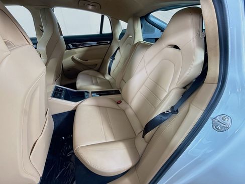 Certified 2020 Porsche Panamera GTS AWD/4WD image 22