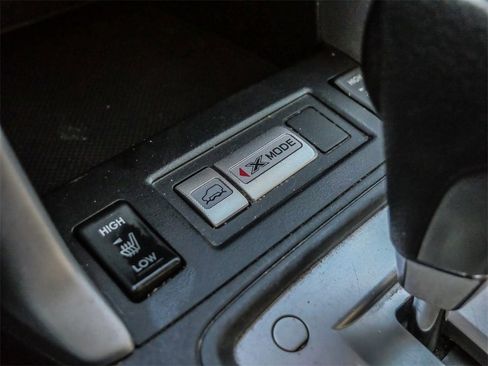 Used 2015 Subaru Forester 2.5i Limited image 29