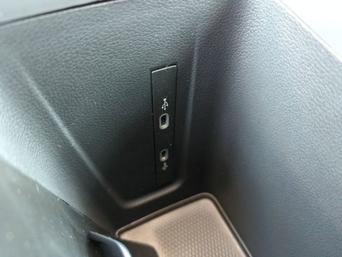 New 2026 Volkswagen Tiguan S image 31