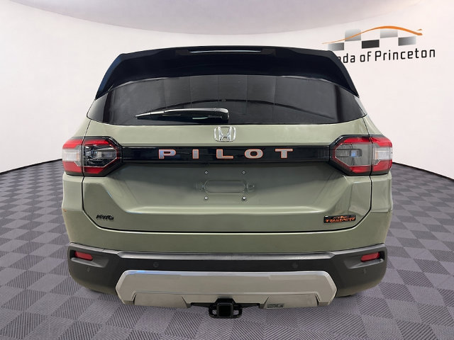 New 2026 Honda Pilot TrailSport image 4