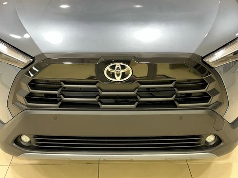New 2026 Toyota Corolla Cross XLE w/ Convenience Package image 16