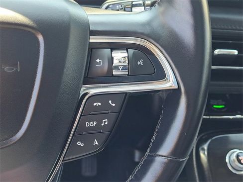 Certified 2022 Lincoln Nautilus Reserve w/ Equipment Group 201A image 13