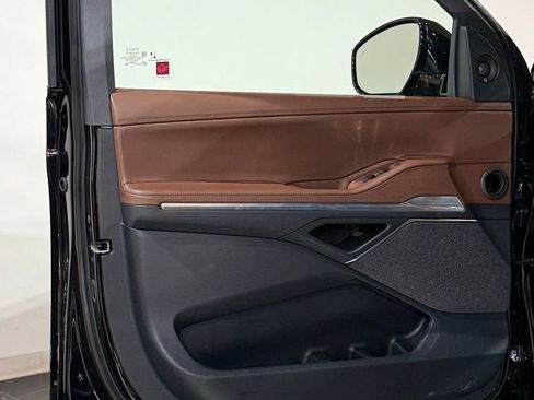 New 2026 Lincoln Navigator L Reserve AWD/4WD image 38