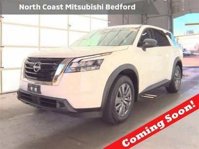 Used 2024 Nissan Pathfinder S w/ Cargo Package