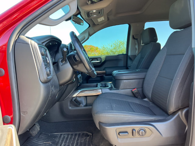 Used 2021 Chevrolet Silverado 1500 RST w/ Convenience Package II AWD/4WD image 4