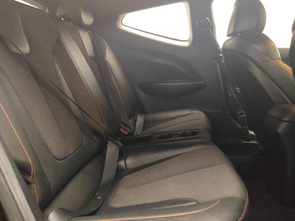 Used 2020 Hyundai Veloster Turbo FWD image 19