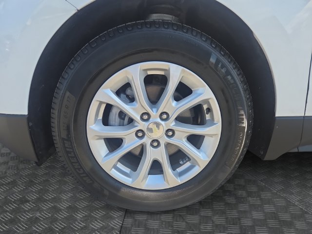 Used 2019 Chevrolet Equinox LT FWD image 32