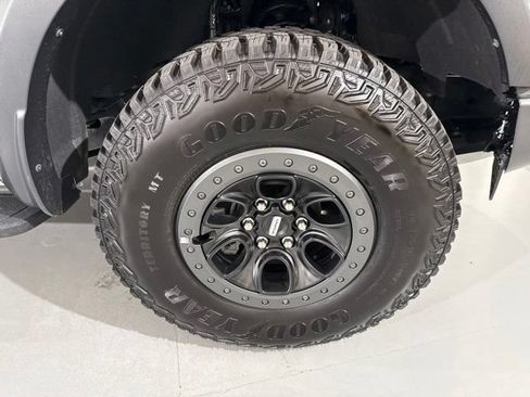 Used 2022 Ford F150 Raptor w/ Equipment Group 801A High AWD/4WD image 12