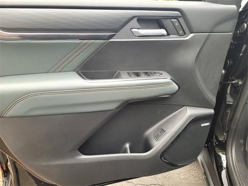 New 2026 GMC Acadia AT4 image 13