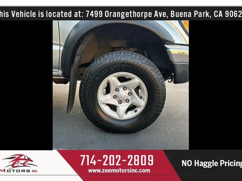 Used 2002 Toyota Tacoma PreRunner image 39