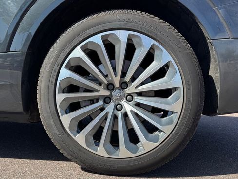 Used 2019 Audi e-tron Prestige w/ Prestige Package AWD/4WD image 12