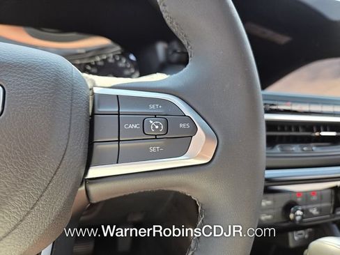 New 2026 Jeep Compass Latitude AWD/4WD image 21