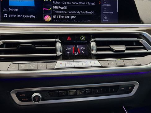 Used 2021 BMW X5 sDrive40i w/ Premium Package image 10