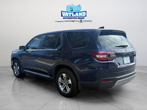 Certified 2025 Honda Pilot EX-L image 3