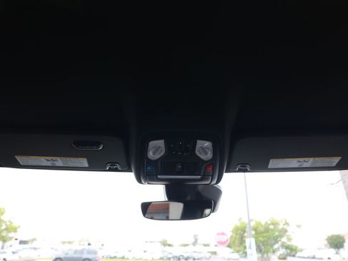 New 2026 RAM 1500 4x4 Crew Cab image 27