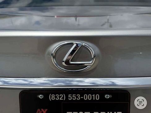 Used 2016 Lexus LS 460 w/ Comfort Package RWD image 16