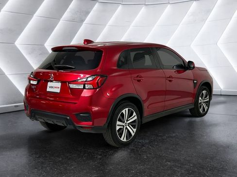 Used 2022 Mitsubishi Outlander Sport ES FWD image 4