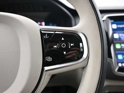 Used 2023 Volvo XC90 T8 Plus image 25