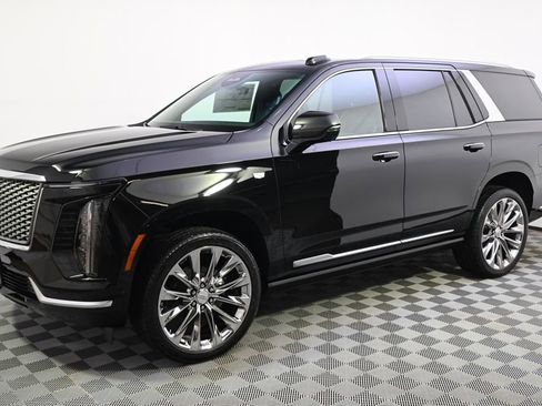 New 2026 Cadillac Escalade Luxury w/ LPO, Radiant Package image 2