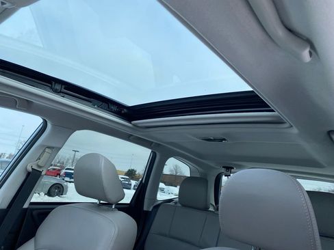 Used 2015 Subaru Forester 2.5i Limited image 14