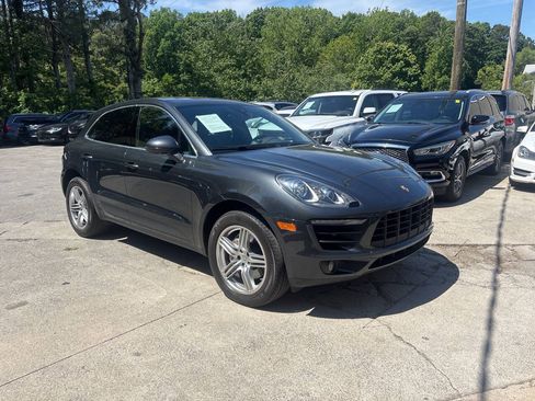 Used 2017 Porsche Macan S AWD/4WD image 2