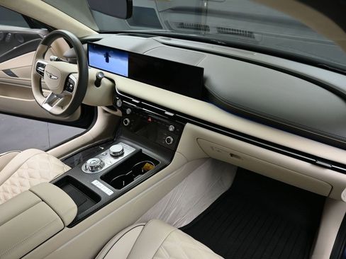 Used 2025 Genesis G80 3.5T Sport Prestige image 12