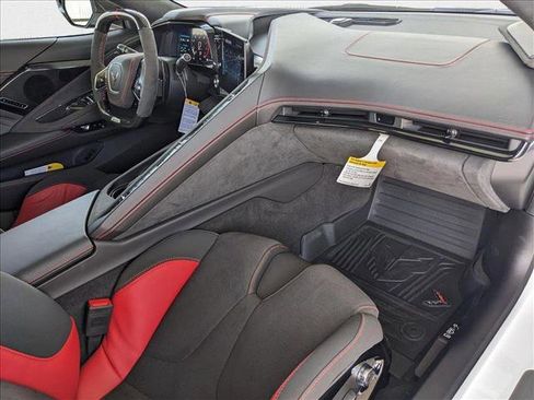 New 2025 Chevrolet Corvette Z06 RWD image 17