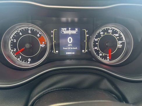 Used 2021 Jeep Cherokee Latitude Plus image 13