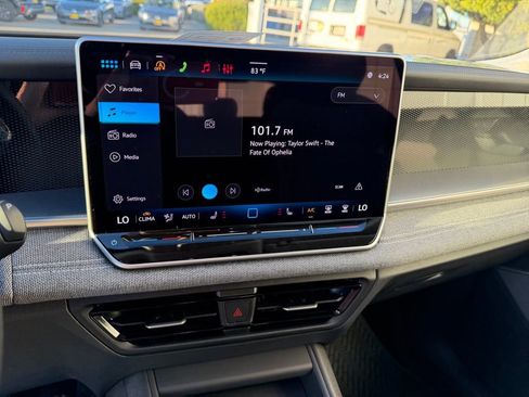 New 2026 Volkswagen Tiguan S image 22