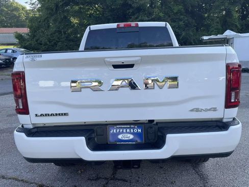 Used 2026 RAM 2500 Laramie AWD/4WD image 6