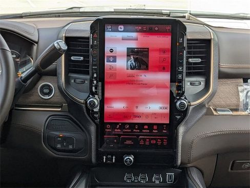 New 2026 RAM 2500 Limited image 18