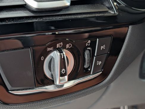 Certified 2023 BMW M5 w/ Competition Package image 21